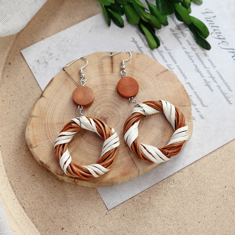 1 Pair Fashion Geometric Alloy Natural Rattan Wood Handmade Women's Drop Earrings display picture 6