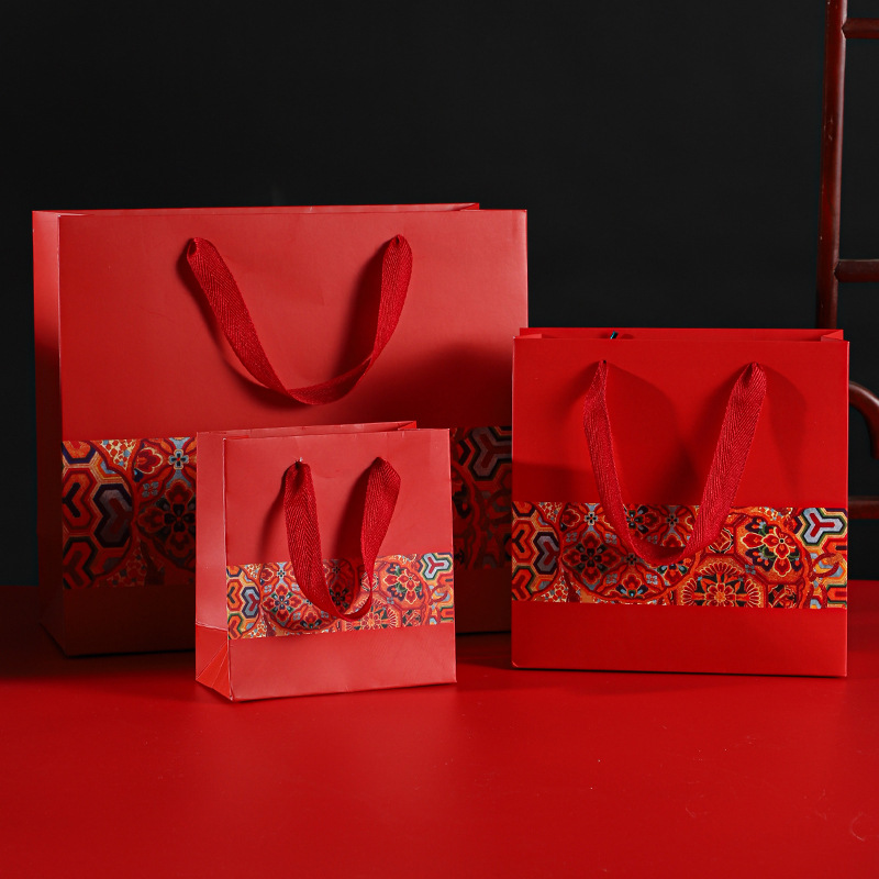 Chinese style red festive wedding handbag gift bag wedding candy bag souvenir packaging bag paper bag wholesale