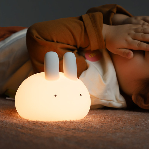 Maruko Rabbit Night Light USB Rechargeable Dimming Pat Silicone Lamp LED Cute Cartoon Rabbit Timable Desk Lamp