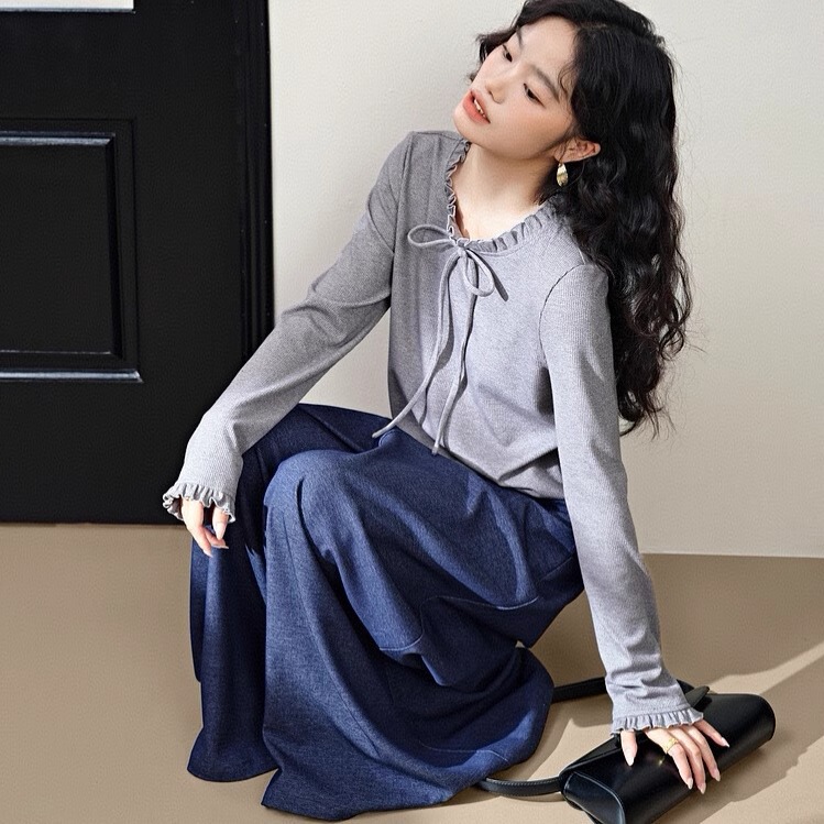 Miu Style Bow Long-Sleeved T-Shirt Tops for Women 2025 Spring and Autum New Inner Layering Shirts Spring and Summer Versatile