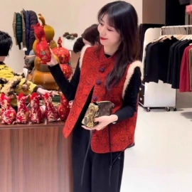 其他短外套;羽绒服;女式马甲