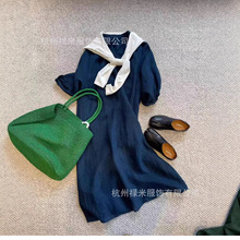 ��¼�򵥶��ɳ� �����ɫ֯ϸ��V����������ȹ H37037һ������