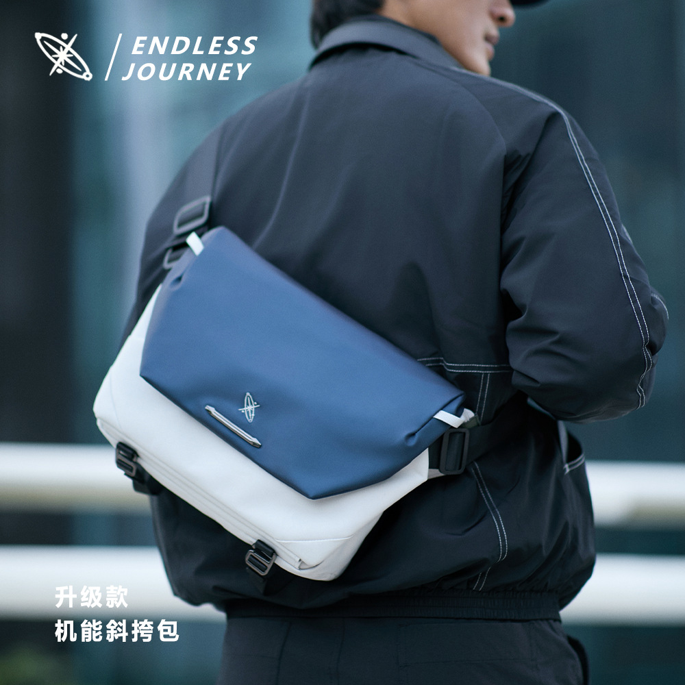 斜挎包男士款升级版单肩包USB快充平板多功能胸包外出防水便携包