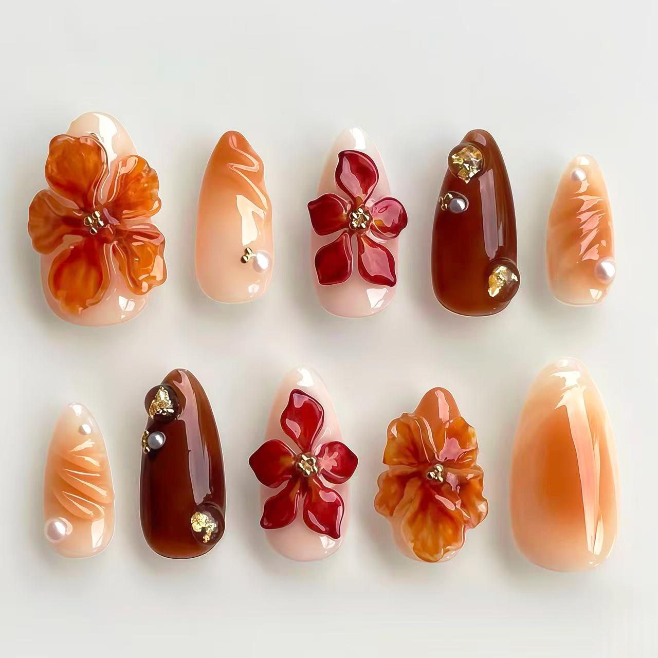 Early autumn 3D gradient gold-plated press-on nails, European and American ins-style cross-border diamond-embellished nail patches