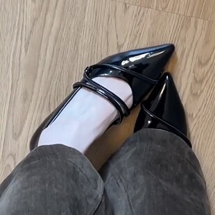 ��ʽ��Ƥ���^��ɫ2026���ļ��¿�߼��в����_ƽ��Ь�����߆�ЬŮ