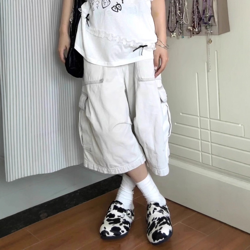 Women's American-Style High Street Cargo Jeans with Large Pocket Design, White Simple Commuter Niche Wide-Leg Cropped Pants