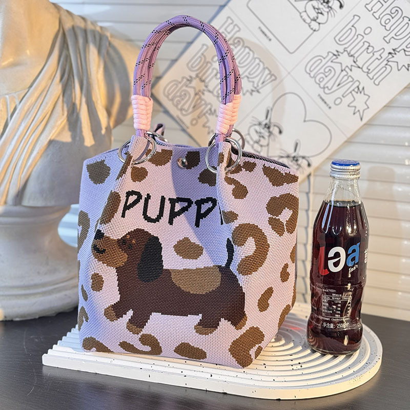 ニットハンドバッグ、ニッチデザインバケットバッグ、トートバッグ、ハンドバッグ、カジュアルで多用途なショルダーバッグ、ニットポータブルバッグ