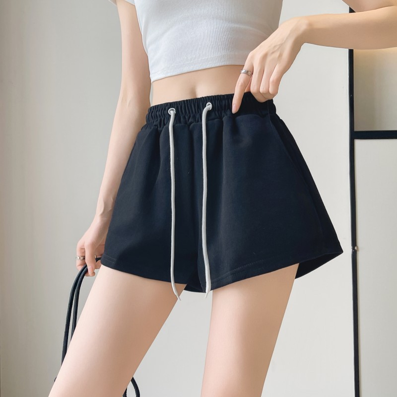 검은색