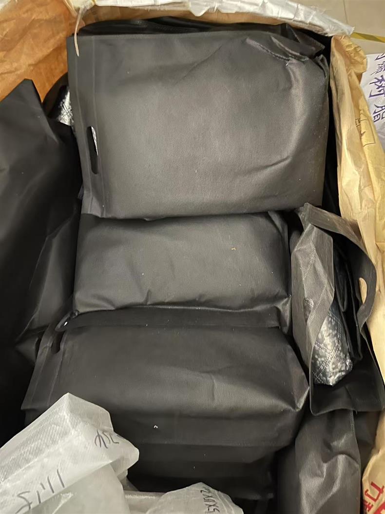 Car Snow Shield, Anti-Snow Cover, Front Windshield Anti-Freeze Half Cover, Car Cover for New Energy Vehicles, All-Season Frost and Snow Shield