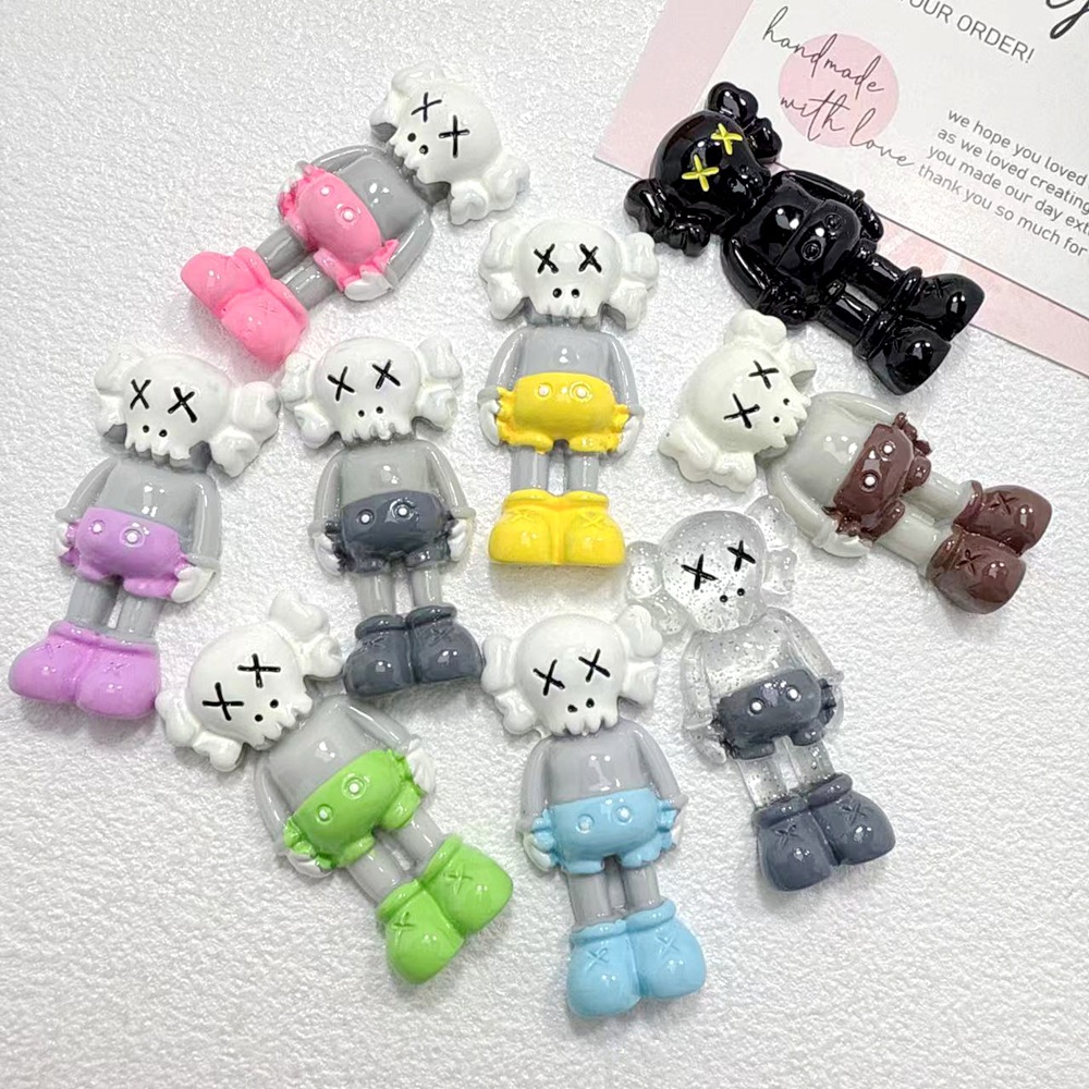New creative handmade fashion doll resin accessories DIY mobile phone case hole shoes clothing water cup patch