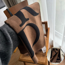 高定意式顶奢气质双面大牌字母围巾女披肩两用羊毛加厚保暖围脖潮