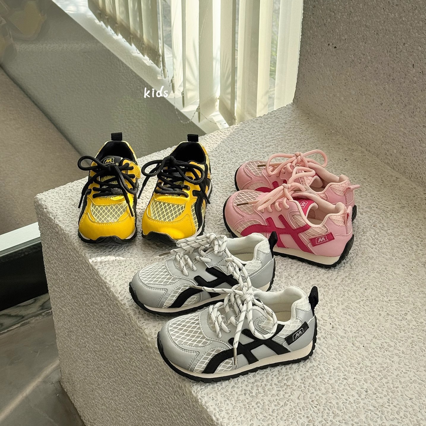 Children's Breathable Mesh Sneakers 2026 Spring/Summer New Style Girls' Sports Shoes Boys' Casual Shoes Korean Style German Training Shoes