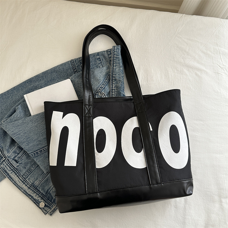 Este año, la nueva bolsa de almacenamiento popular para estudiantes se mueve bolsa de almacenamiento bolsa de viaje bolsa de gran capacidad bolsa de verano
