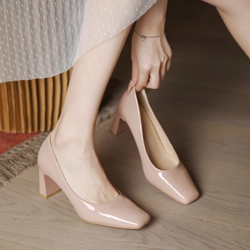 Simple High Heels, Thick Heels, Pink Short Heels, New Chinese Style Women's Shoes, Daily Matching Skirts, Casual Style Single Shoes, High Heels for Women