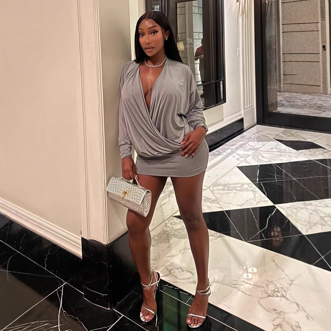 跨境欧美风女装2025秋季新款性感V领修身打底拼接长袖连衣裙外贸