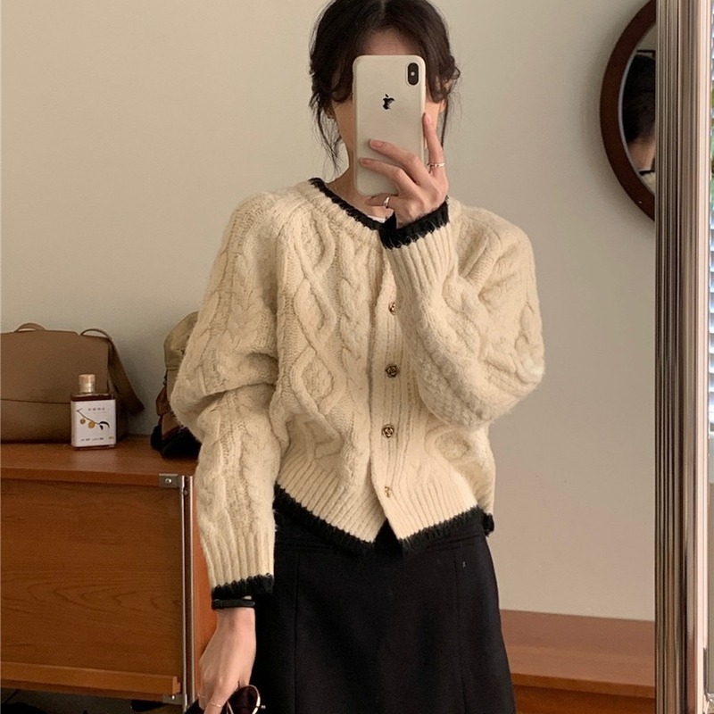 Twist Crewneck Sweater Coat Women's New Arrival All-Match Loose Lazy Style Short Knitted Cardigan for Autumn and Winter