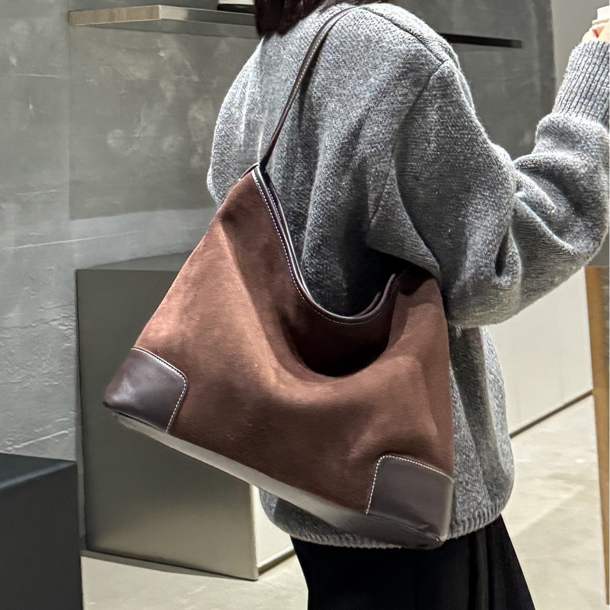 Autumn And Winter Suede Cowhide Women's Bag Large Capacity Casual Tote Bag Fashionable And Versatile Cross-Body Genuine Leather Armpit Bag For Women