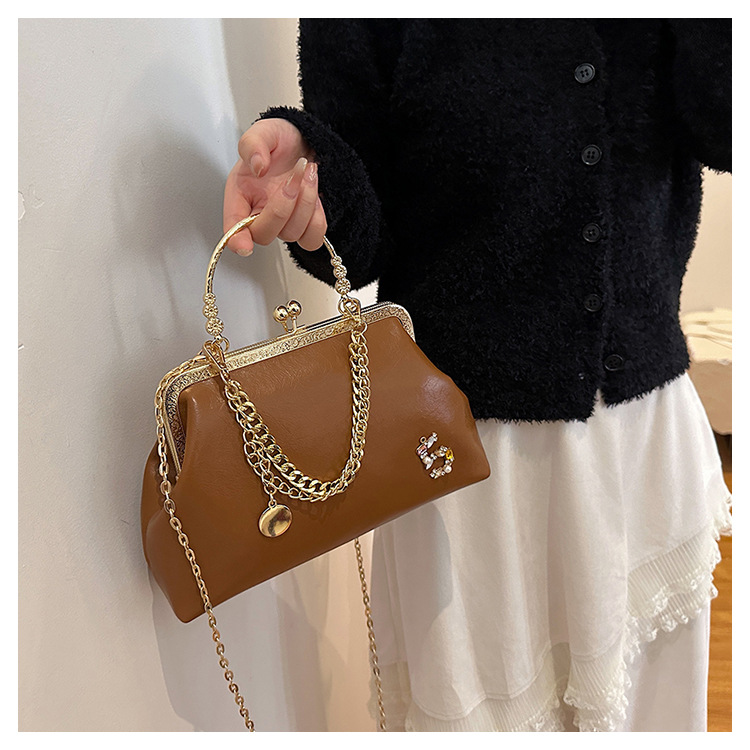 Women's 2023 New Gold Mouth Bag Trendy Fashion Chain One Shoulder Handbag Dinner Bag_voghion.com