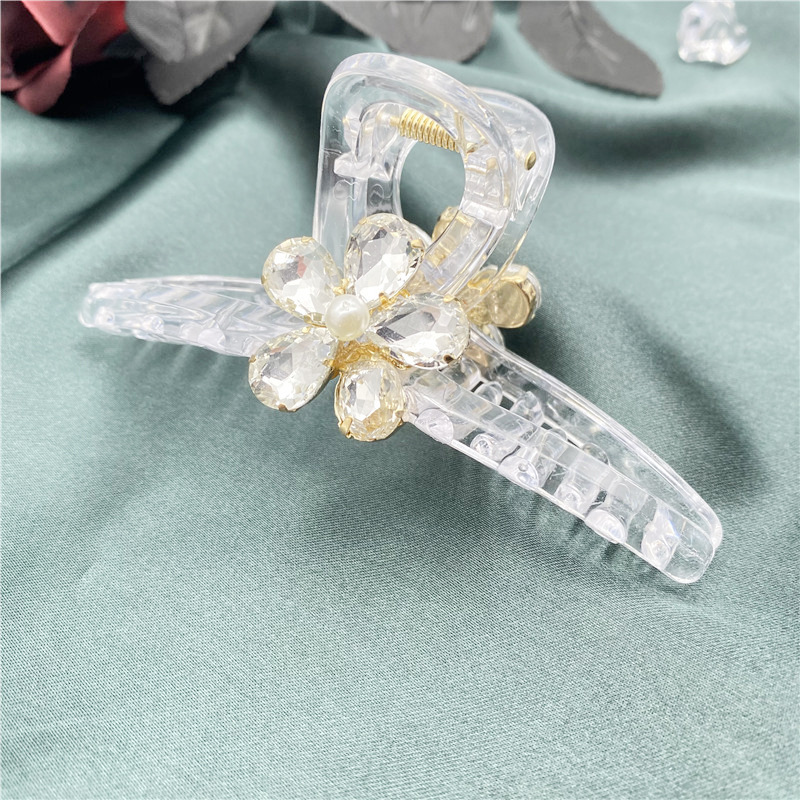 Japanese And Korean Temperamental Elegant Hair Clip Zircon With Diamond Flower-shaped Plate Hairpin Hairpin Grip Trending Girl Back Head Grip display picture 4