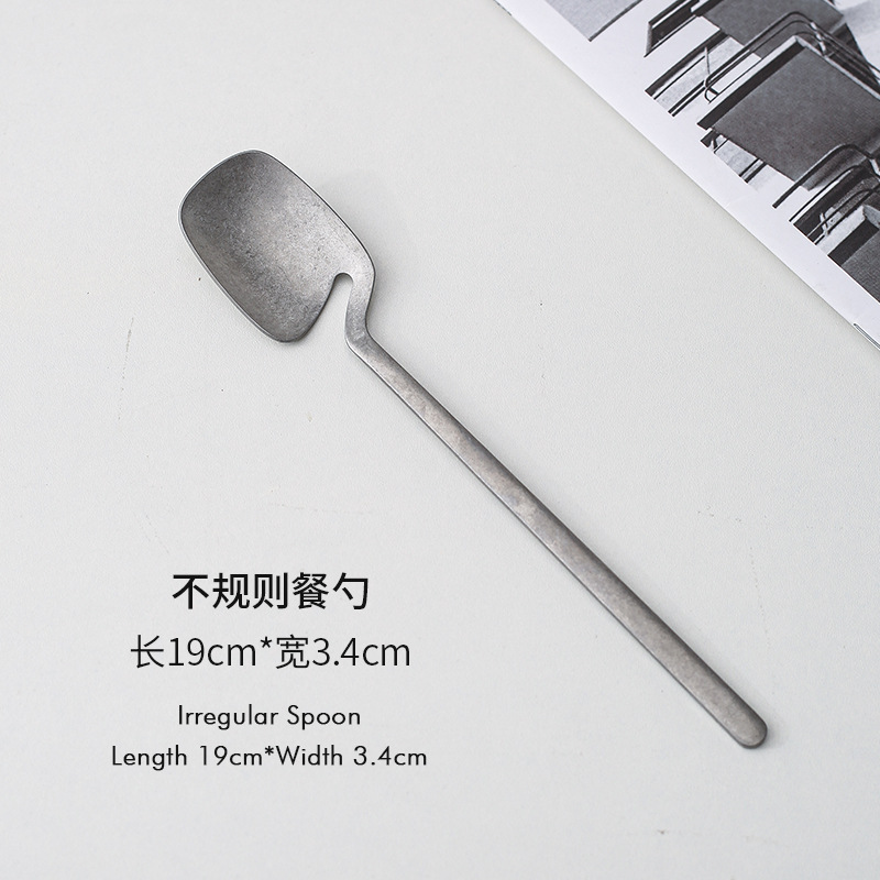 B 불규칙 테이블 스푼