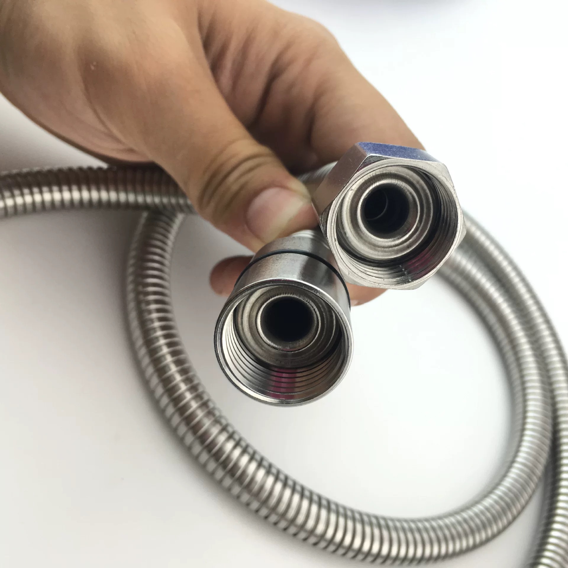 1.5m SUS304 stainless steel shower hose shower pipe lengthened shower head hooded bathroom water heater 4