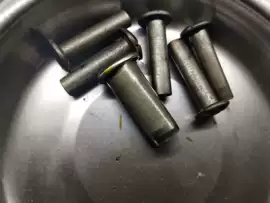 金属成型设备;螺母;铆钉