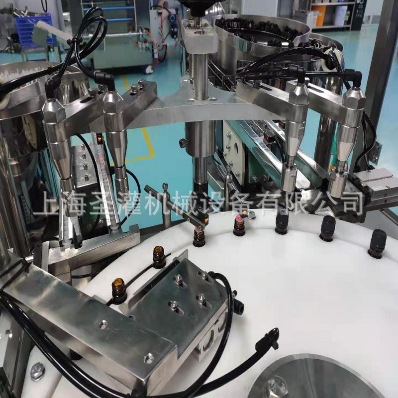 滚珠瓶精油灌装设备3毫升液体灌装旋盖机西林瓶液体高速灌装机