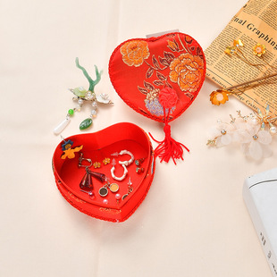 Factory Supply Big Red Brocade Chinese Heart-shaped Jewelry Box Gift Box Candy Box Festive Box