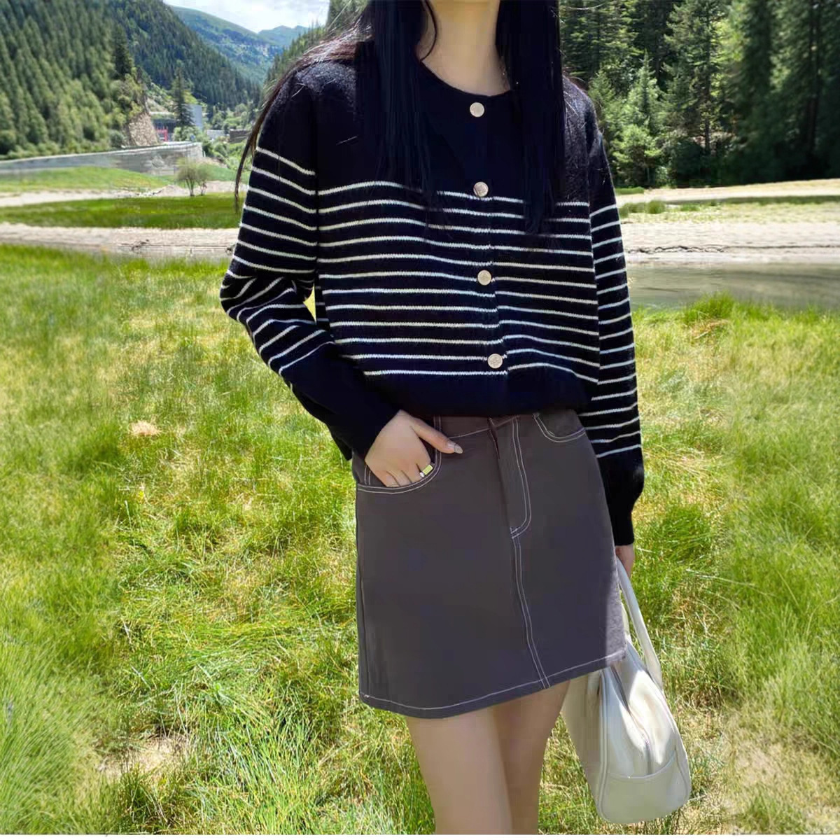 Cardigan de punto a rayas francesas para mujeres a principios de otoño pequeño plegado para usar suéter de manga larga de cuello redondo chaqueta superior image 5