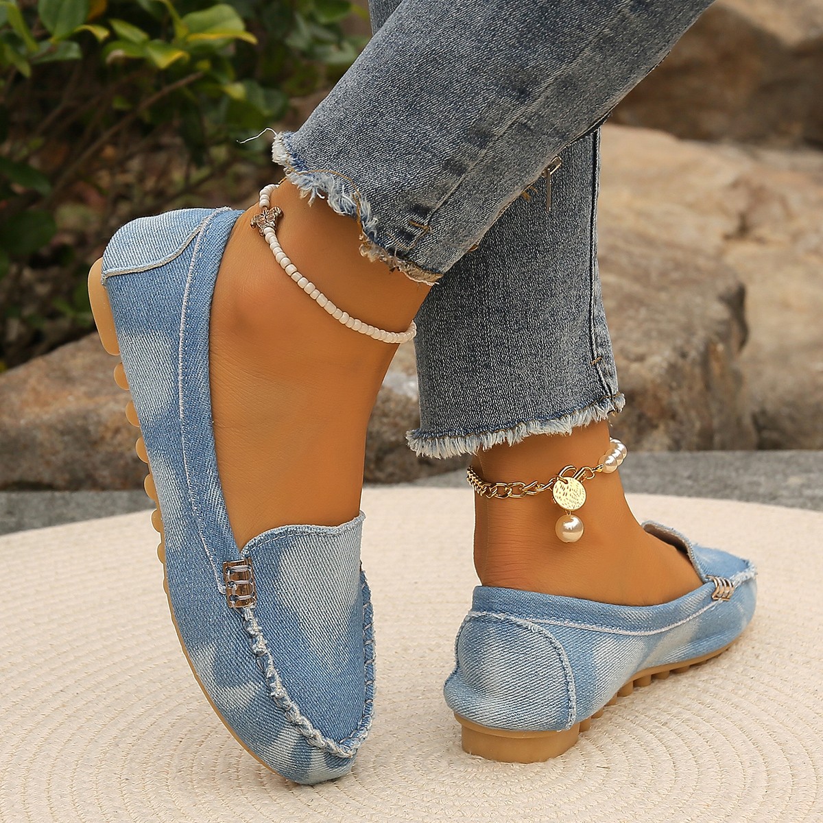 Damskor 2024 Vår Stora Storlekar Casual Mode Bekväma Slip-On Stora Storlekar Tods Skor för Dam_voghion.com