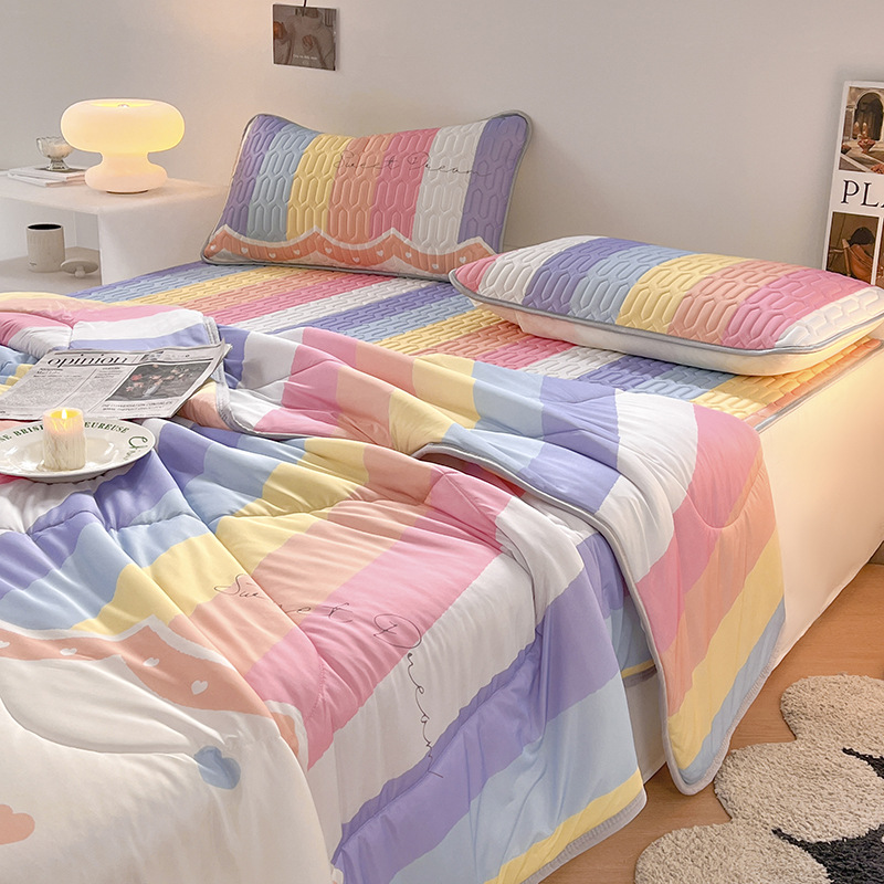 2025 Summer Small Fresh Printed Cool Ice Silk Summer Quilt Air-Conditioned Quilt Summer Cooling Quilt (Can Be Matched with the Same Latex Mat)