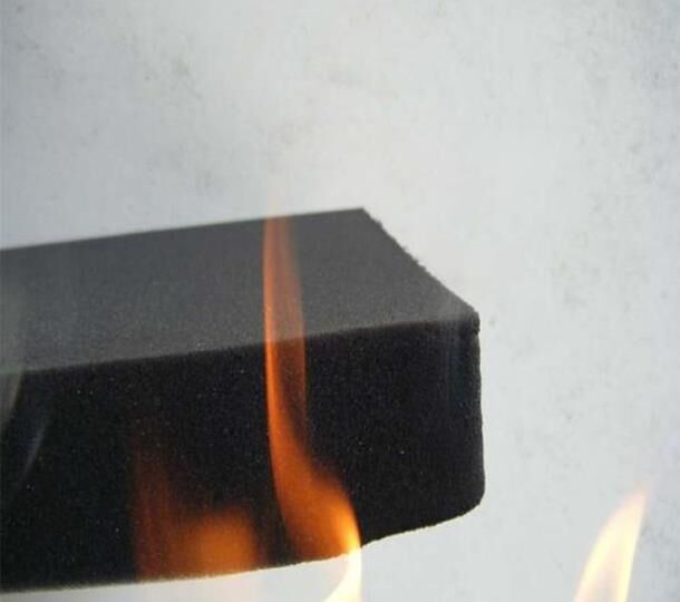 厂家供应黑色防火吸音隔音阻燃软包包装海绵/阻燃隔音海绵