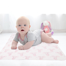 厂家批发外贸欧美新生儿柔软安抚音乐拉铃法莱绒多用途毯宝宝抱毯