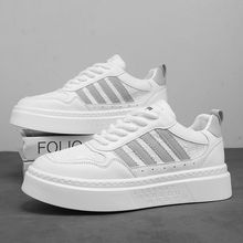 2025男鞋休闲秋季小白鞋时尚新款男士运动透气学生百搭板鞋子男潮