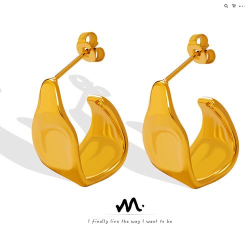 New European and American fashion simple ins style irregular C-shaped geometric earrings titanium steel gold-plated ear studs ear accessories 