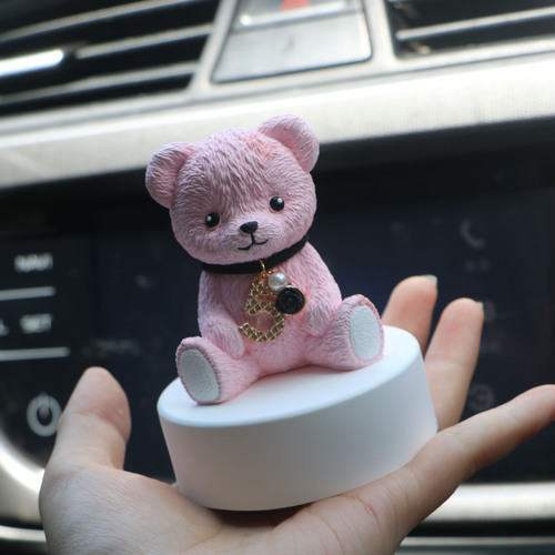 New Bear Car Ornaments Wholesale Car Perfume Aromatherapy Car Interiors Wholesale Cute Creative Car Interiors