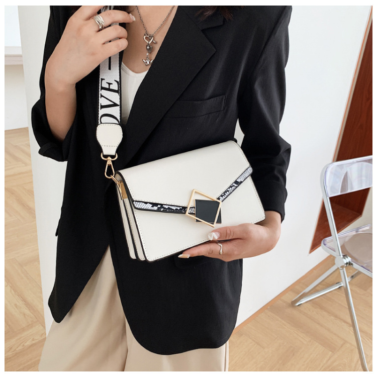 Women's Small Pu Leather Color Block Elegant Square Flip Cover Shoulder Bag Crossbody Bag Underarm Bag display picture 3