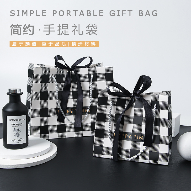 New black and white business gift bag simple packaging Bag tote bag for boys and girls gift bag with ribbon New black and white business gift bag simple packaging Bag tote bag for boys and girls gift bag with ribbon