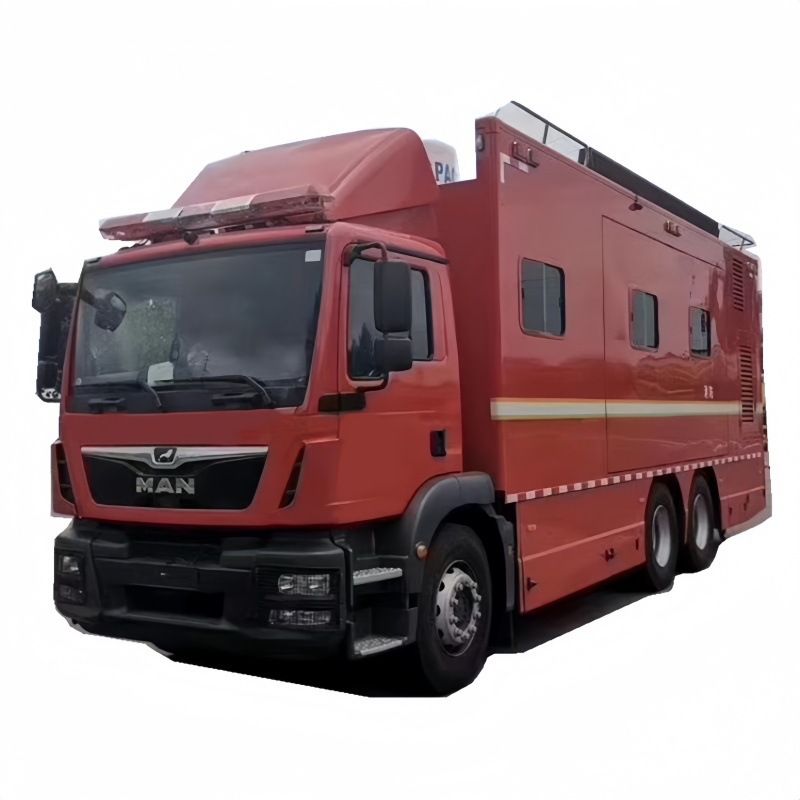 重汽4驱宿营车 6-24人移动式户外方舱住宿 供电供水洗澡吃饭