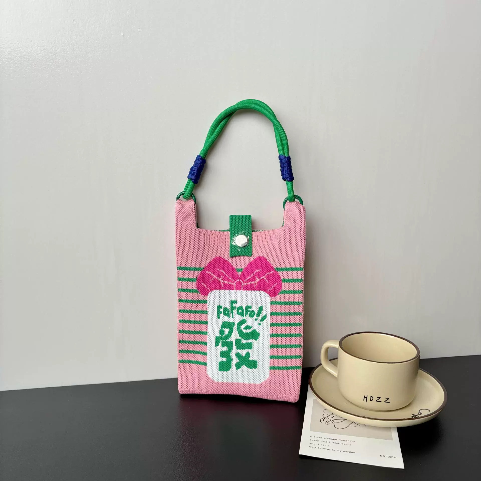 Cartoon knitted one-shoulder bag, shoulder bag