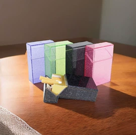 烟盒;充电打火机;卷烟器