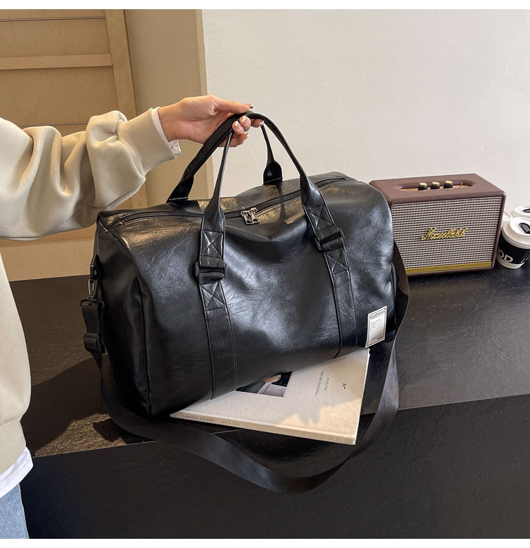 Men's high-end travel bag, large-capacity sports and fitness bag, women's leather travel clothes, luggage bag for men undefined