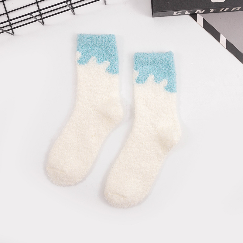 Invierno engrosado calcetines cálidos para dormir en el hogar lindos calcetines sonrientes de coral calcetines de luna calcetines mujeres