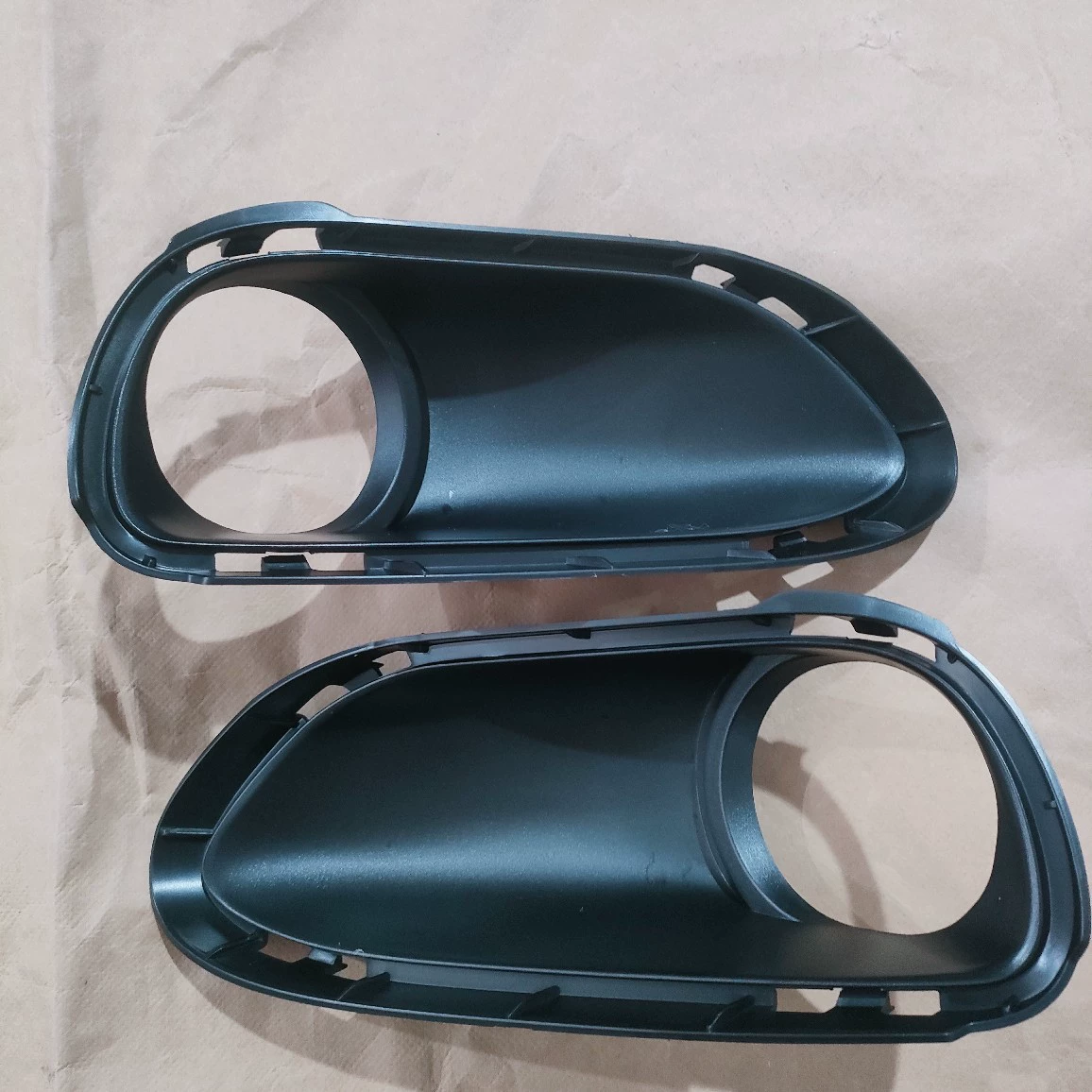 11 Рамка противотуманных фар Cayenne TURBO L 958509300