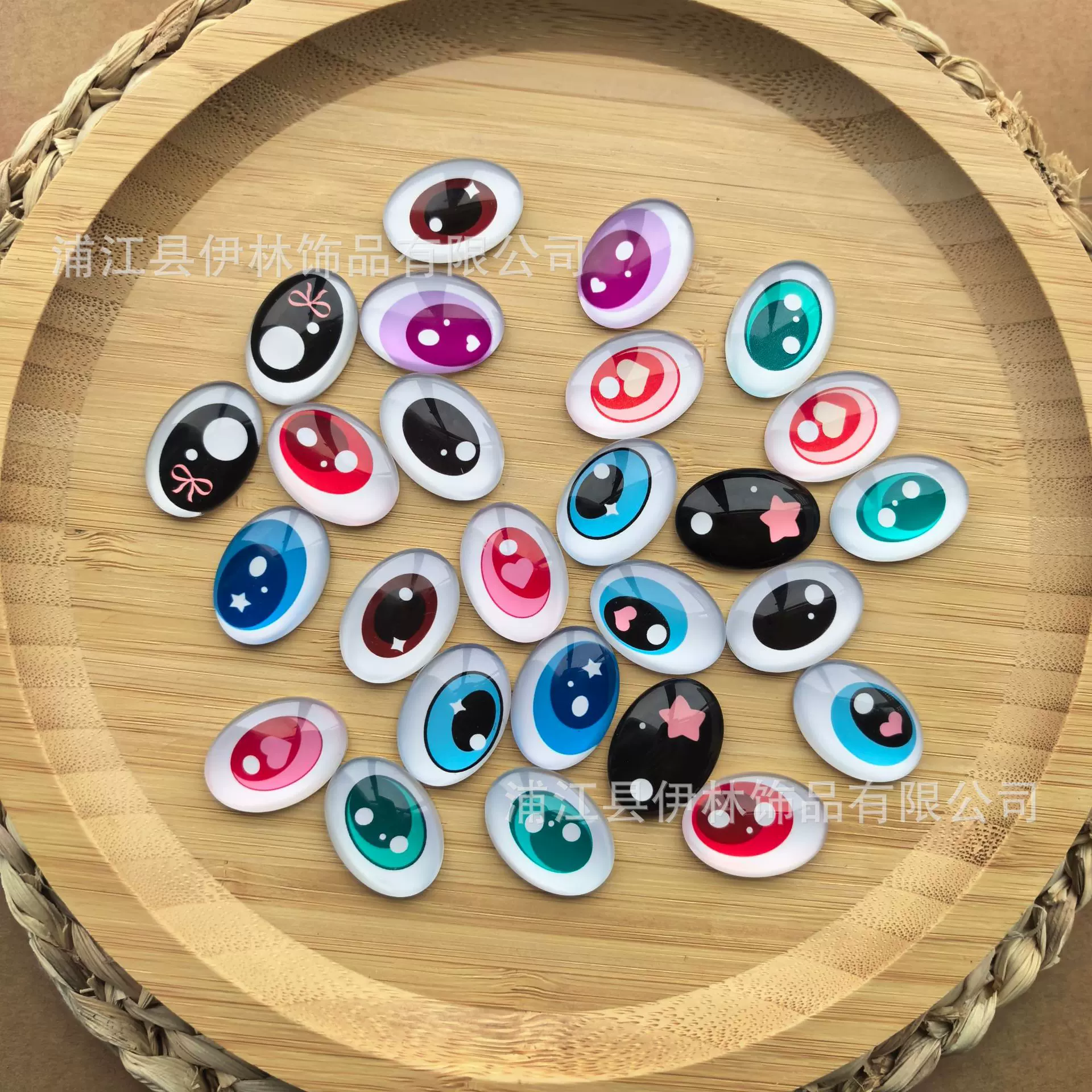 泡泡玛特拉布布Labubu玻璃眼睛卡姿兰大眼睛毛绒厂家批发手工饰品