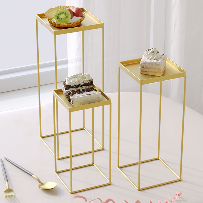 Postre tazas de papel alto escenario de boda bandeja de visualización de metal tres piezas conjunto cuadrado blanco puro hierro forjado estante de pastel