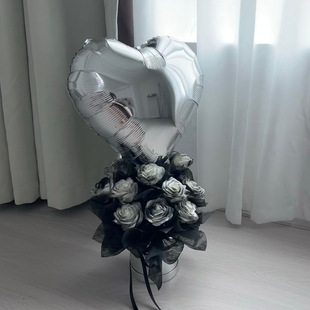 ����������������Ͱõ��������˹���Ů�����նY��Ҿ���ɫ�[��