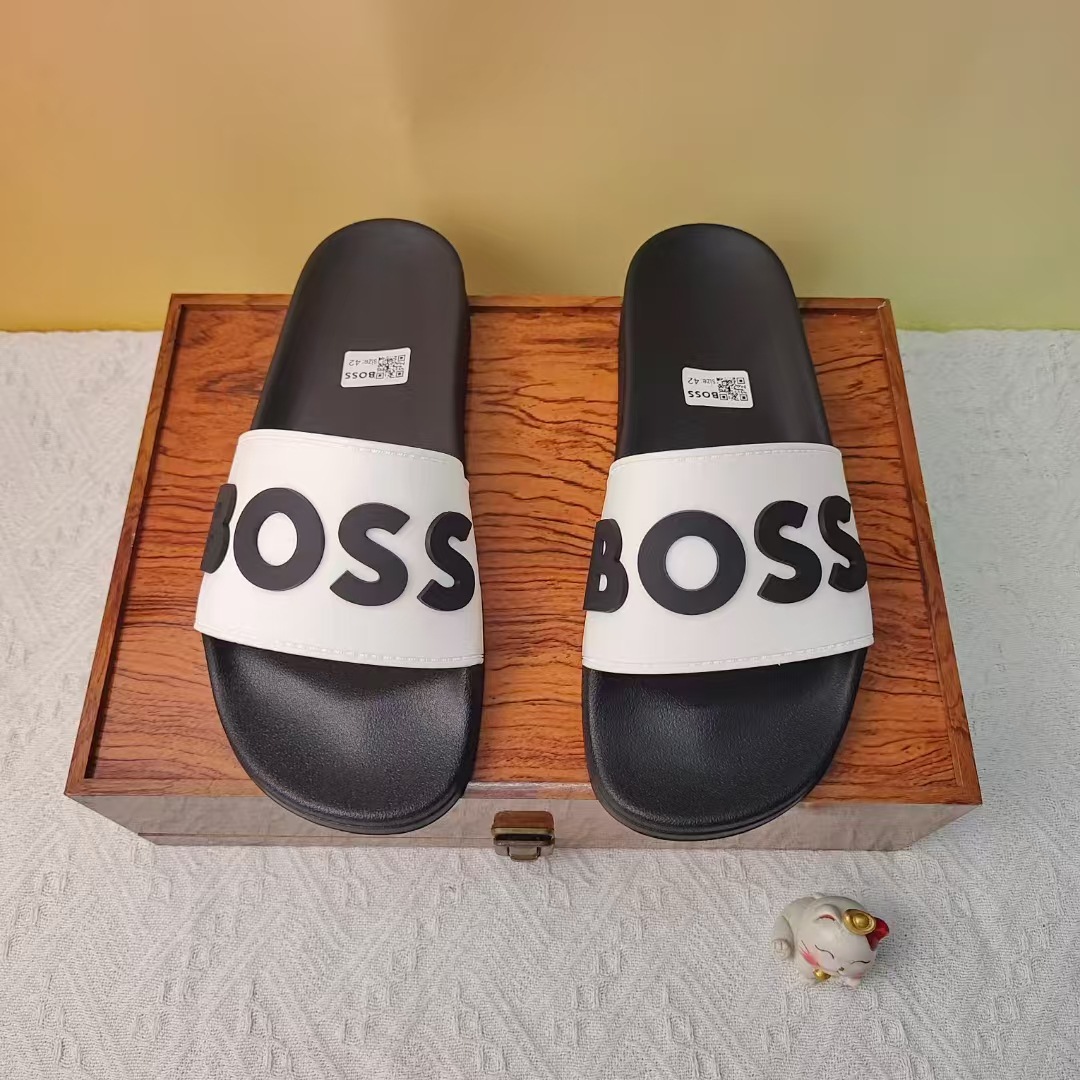 2025 verano nuevo estilo hombres y mujeres con letras zapatillas cómodas y versátiles hombres y mujeres tendencia juvenil ropa exterior chanclas de hotel