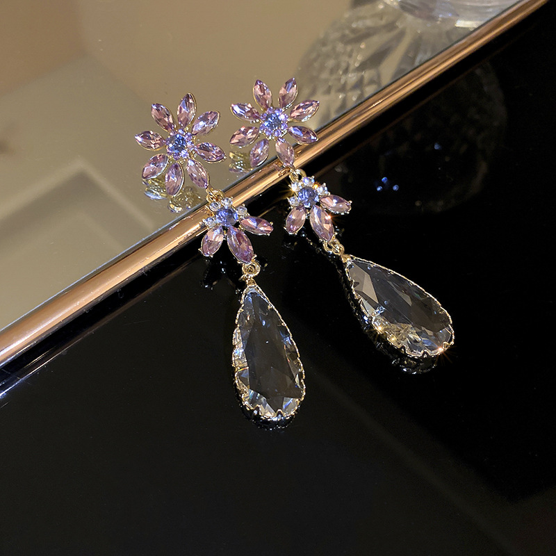 Fashion Inlaid Rhinestone Flower Long Tassel Earrings Wholesale display picture 4