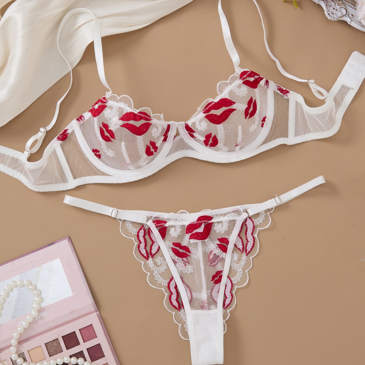 Y Europa y América INS Amazon ropa interior más vendida conjunto sexy bordado flor pasión íntima lista para la entrega 2132